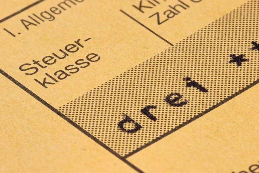 Die Steuerklassen nach der Hochzeit im Überblick - BREEDIA