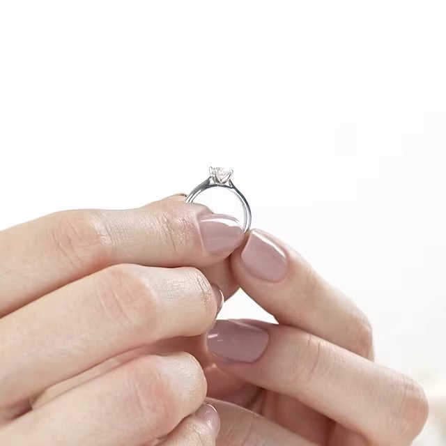 Maja 0.40 ct.