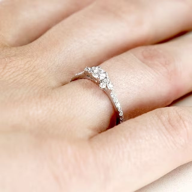 Shallow 0.49 ct.