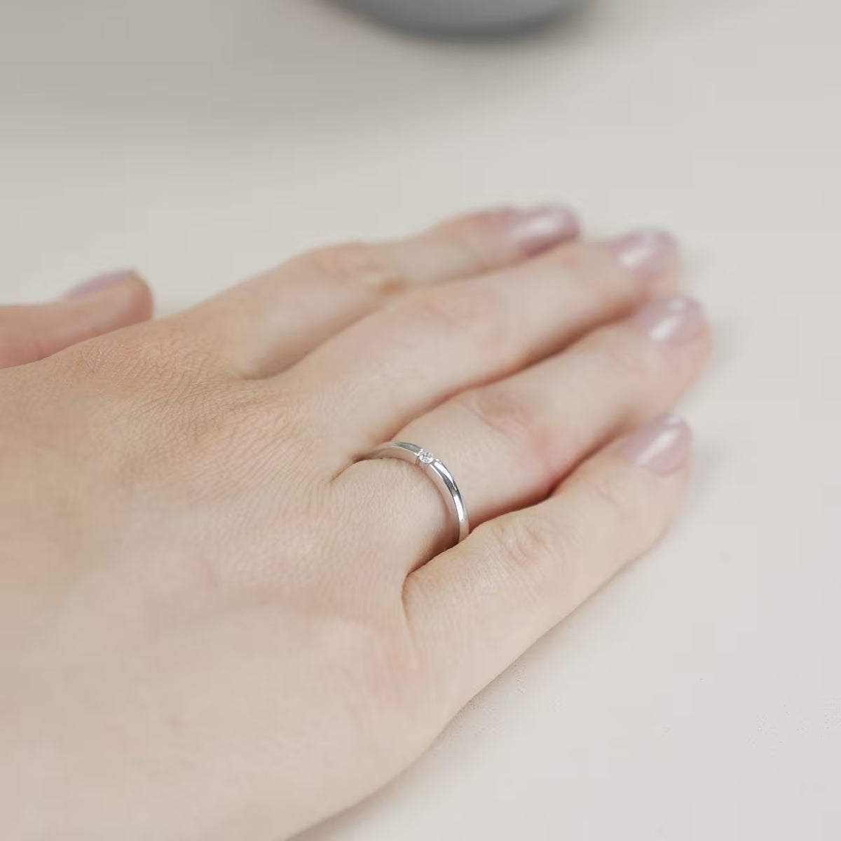 Tension Ring 0.04 ct.
