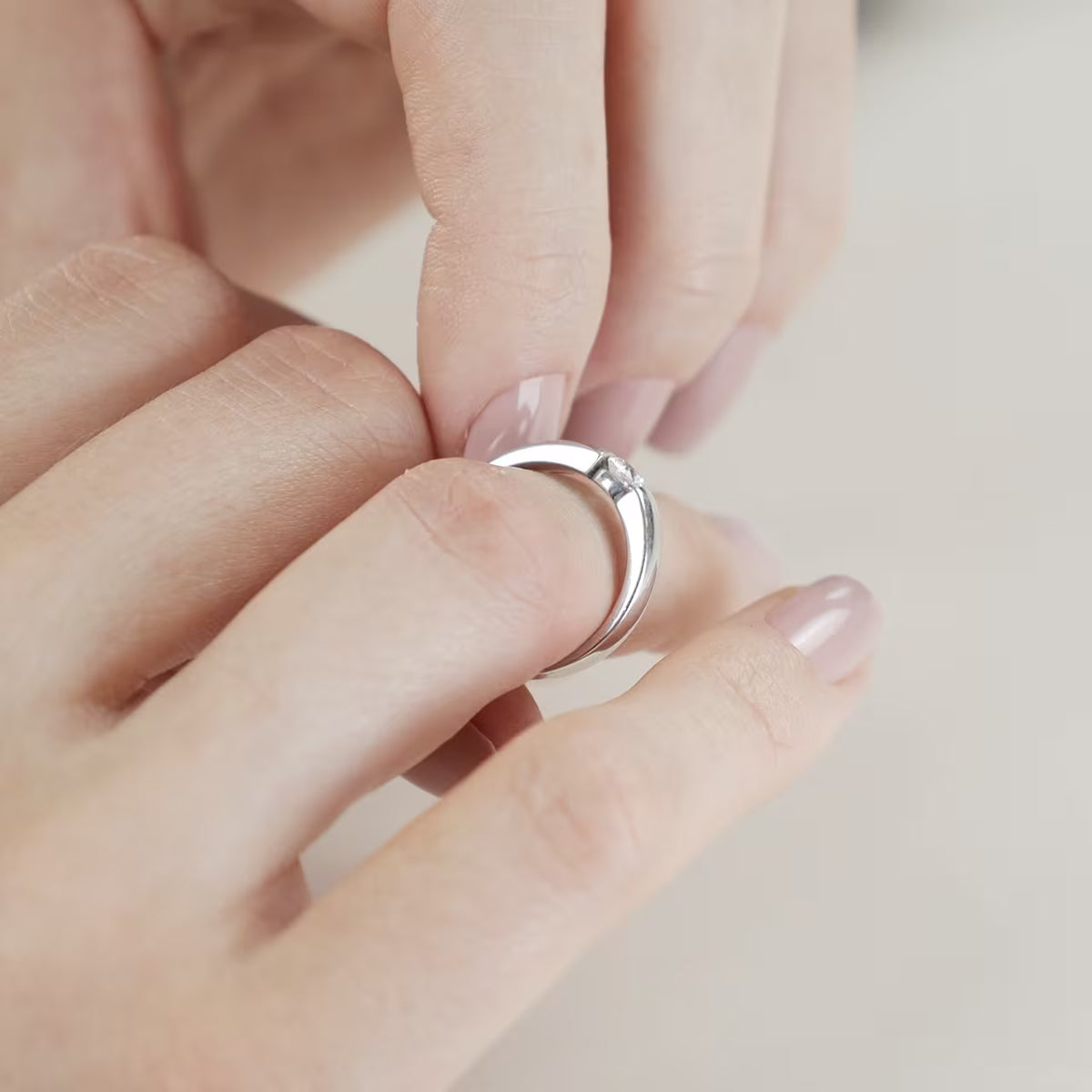 Tension Ring 0.25 ct.