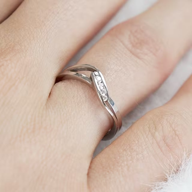 Swing 5 Stone 0.07 ct.