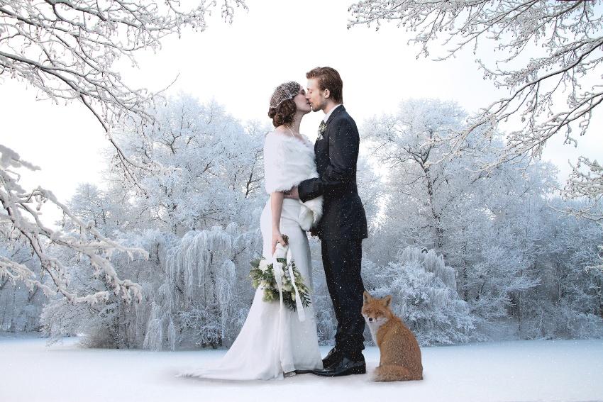 Für wunderschöne Hochzeitsfotos ist eine Winterlandschaft perfekt geeignet - Hochzeit im Schnee